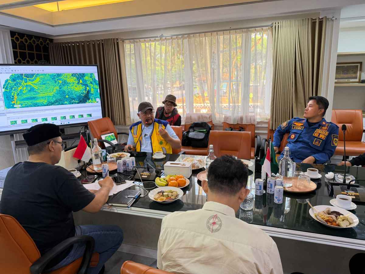 Kebakaran TPA Galuga Belum Tuntas, Bupati Bogor Bentuk Satgas