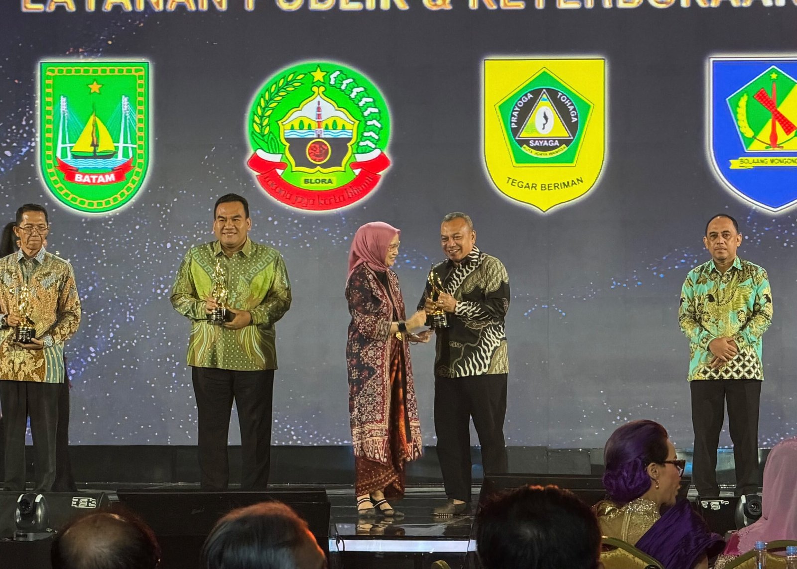 Pemkab Bogor Raih Penghargaan Kompas TV