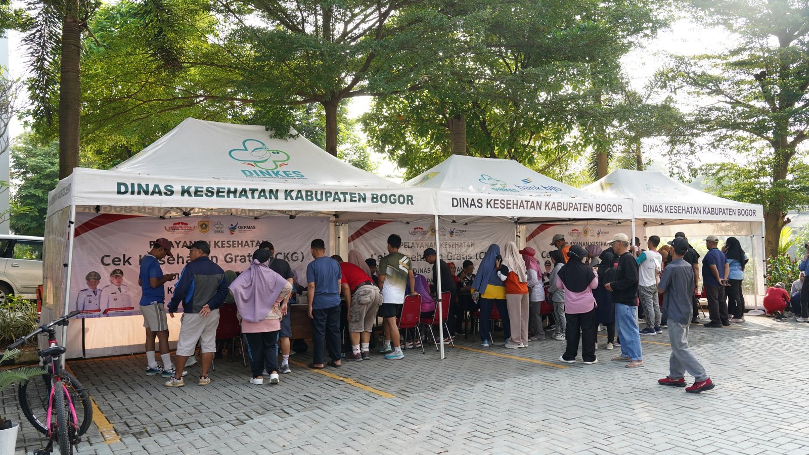 Layanan Publik Pemkab Bogor Hadir di CFD, Warga Bisa Urus KTP hingga Bayar PBB