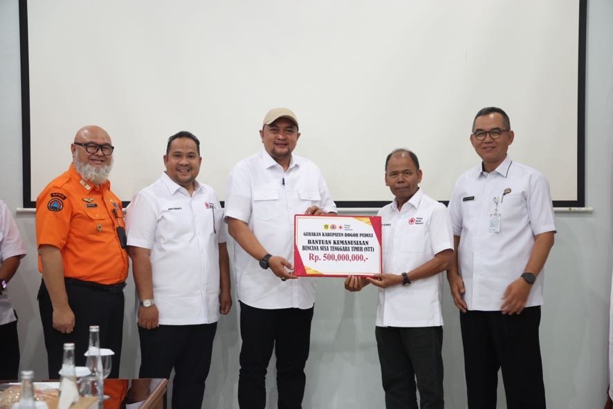 Rudy Susmanto Lepas Bantuan Kemanusiaan untuk Korban Gempa NTT
