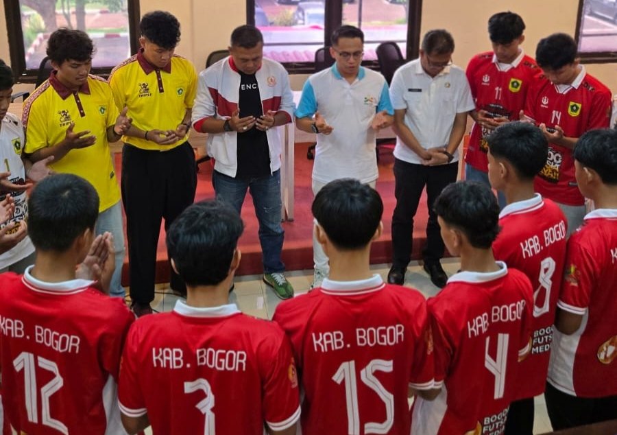 Kang Atep Kobarkan Semangat Juara Tim Futsal Bogor Jelang Kejurda Jabar