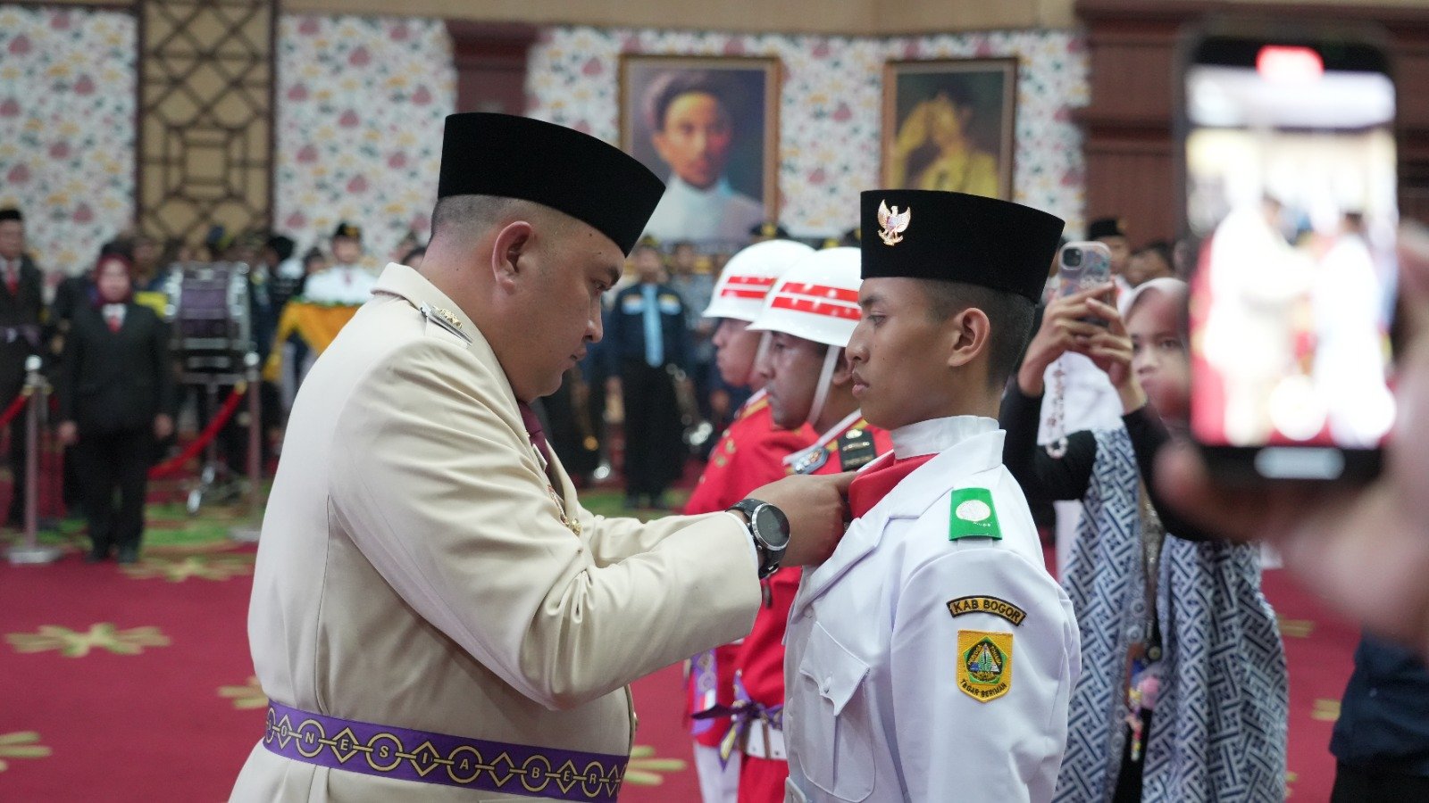 Kisah Inspiratif Paskibraka Bogor: Anak Petani hingga Yatim Piatu Siap Kibarkan Merah Putih