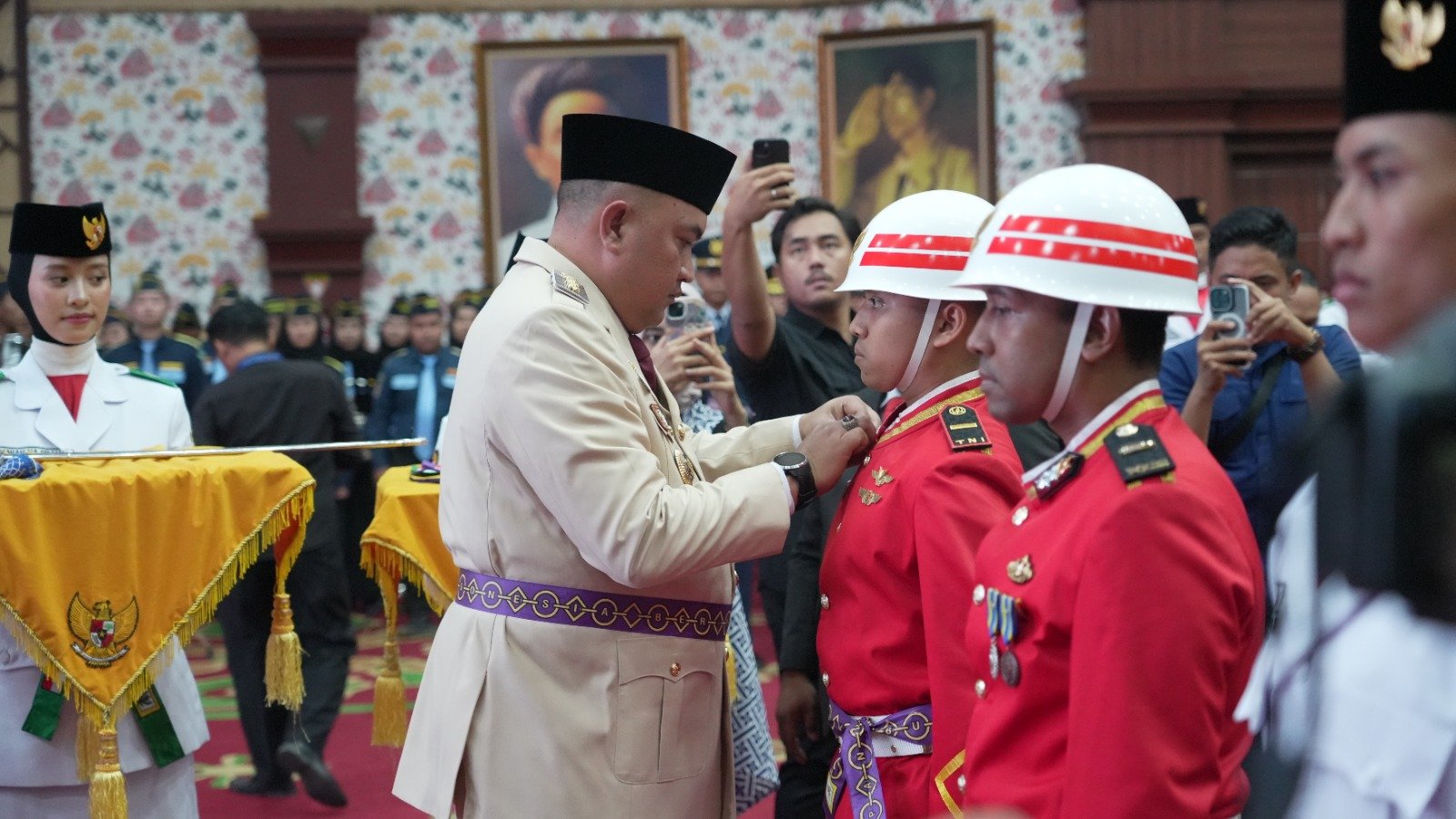Rudy Susmanto Kukuhkan Paskibraka Kabupaten Bogor
