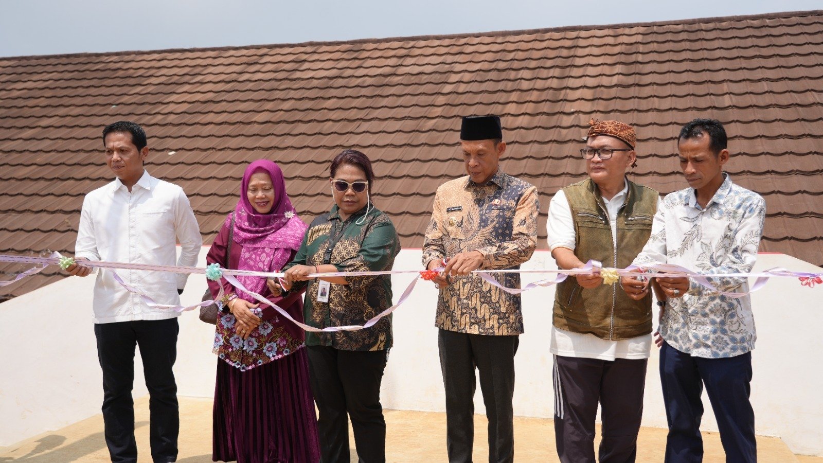 Renovasi SDN 01 Cileuksa Diresmikan, Jaro Ade Apresiasi Kontribusi Yayasan GNI