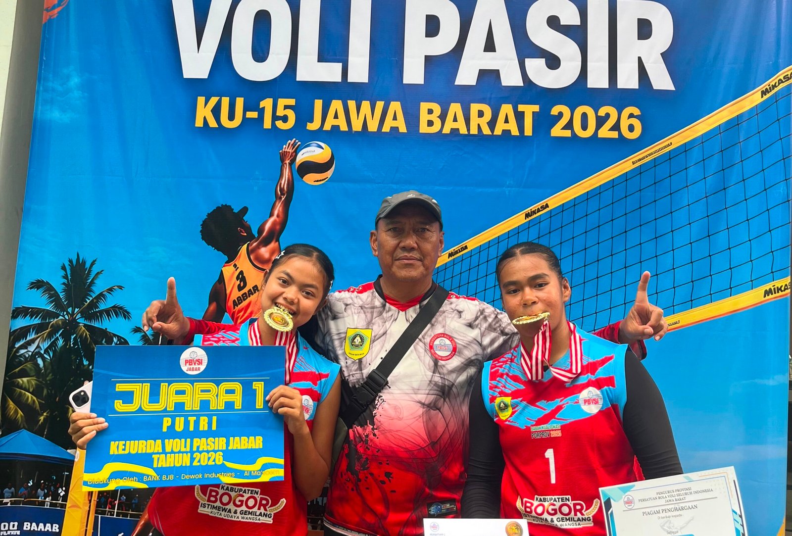Juara Kejurda Jabar, Voli Pasir PPOPM Kabupaten Bogor Buktikan Kualitas Pembinaan Atlet