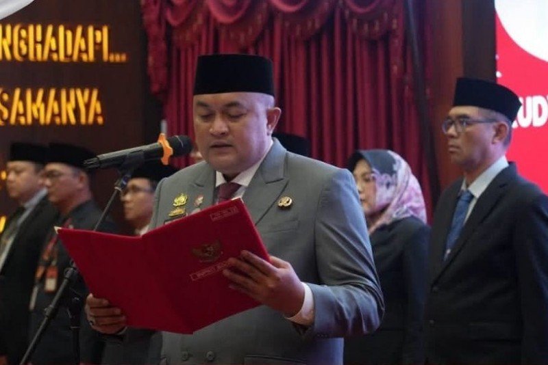 Lantik 14 Pejabat, Rudy Susmanto Minta ASN Bekerja Profesional