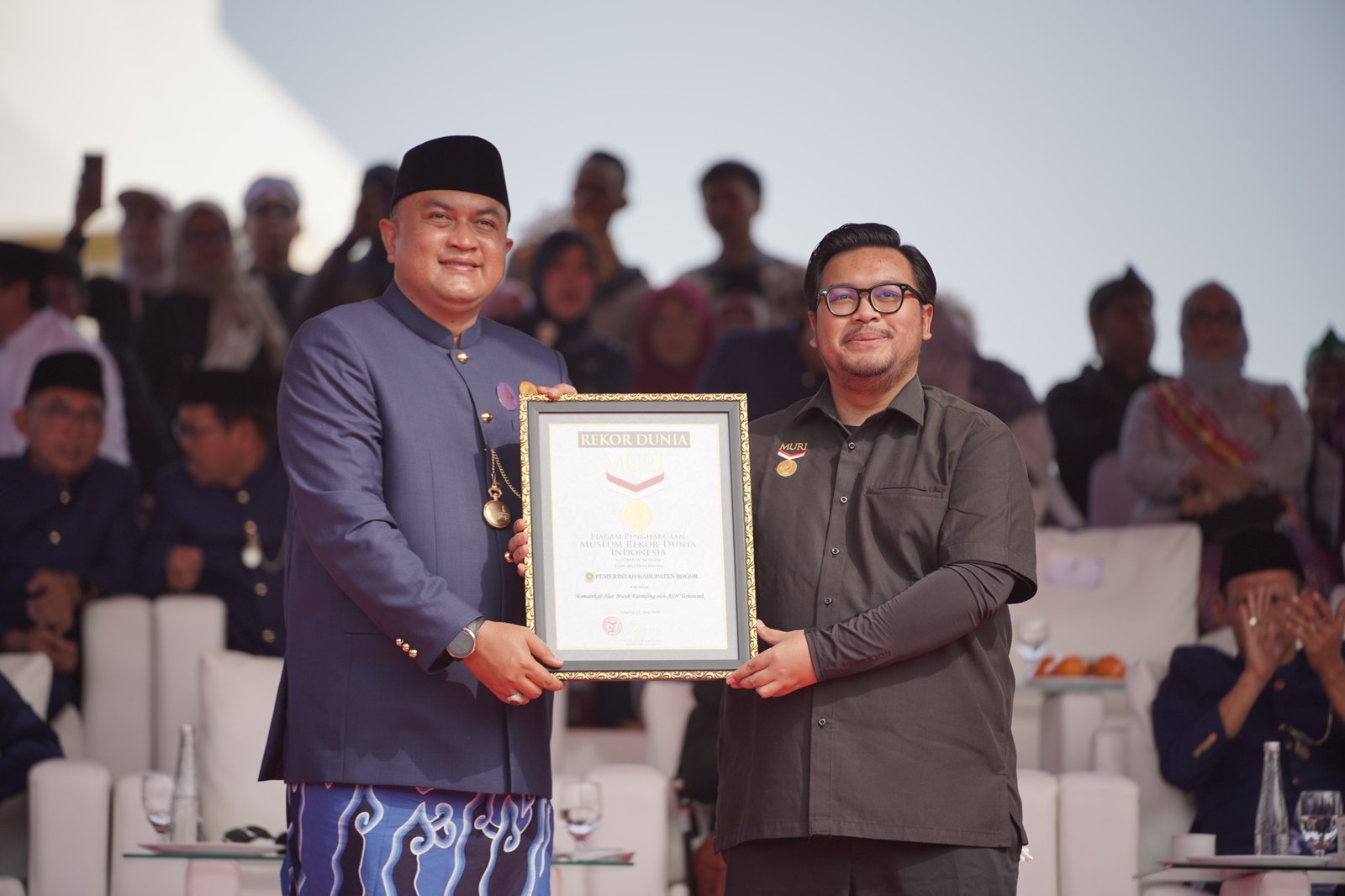Bupati Bogor Rudy Susmanto Borong Dua Rekor MURI di Penghujung HJB ke-544