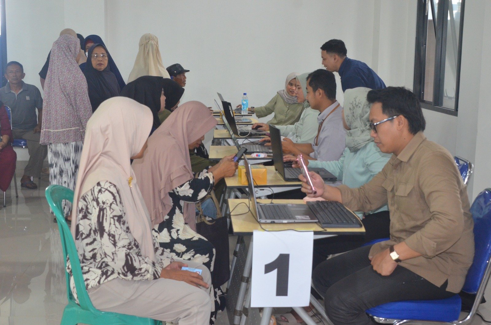 Pemkab Bogor Sukses Uji Coba Digitalisasi Bansos