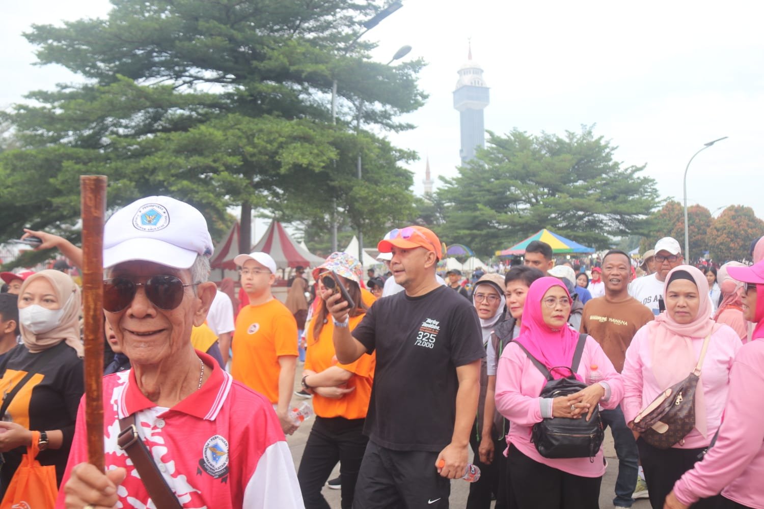 Ribuan Warga Serbu Jalan Sehat HJB ke-544 di Pakansari