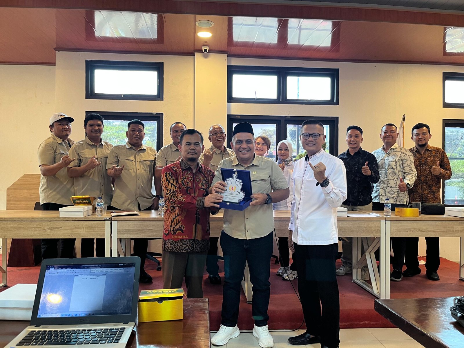 KONI dan UMBARA Jajaki Kerja Sama, Atlet Berprestasi Berpeluang Dapat Beasiswa