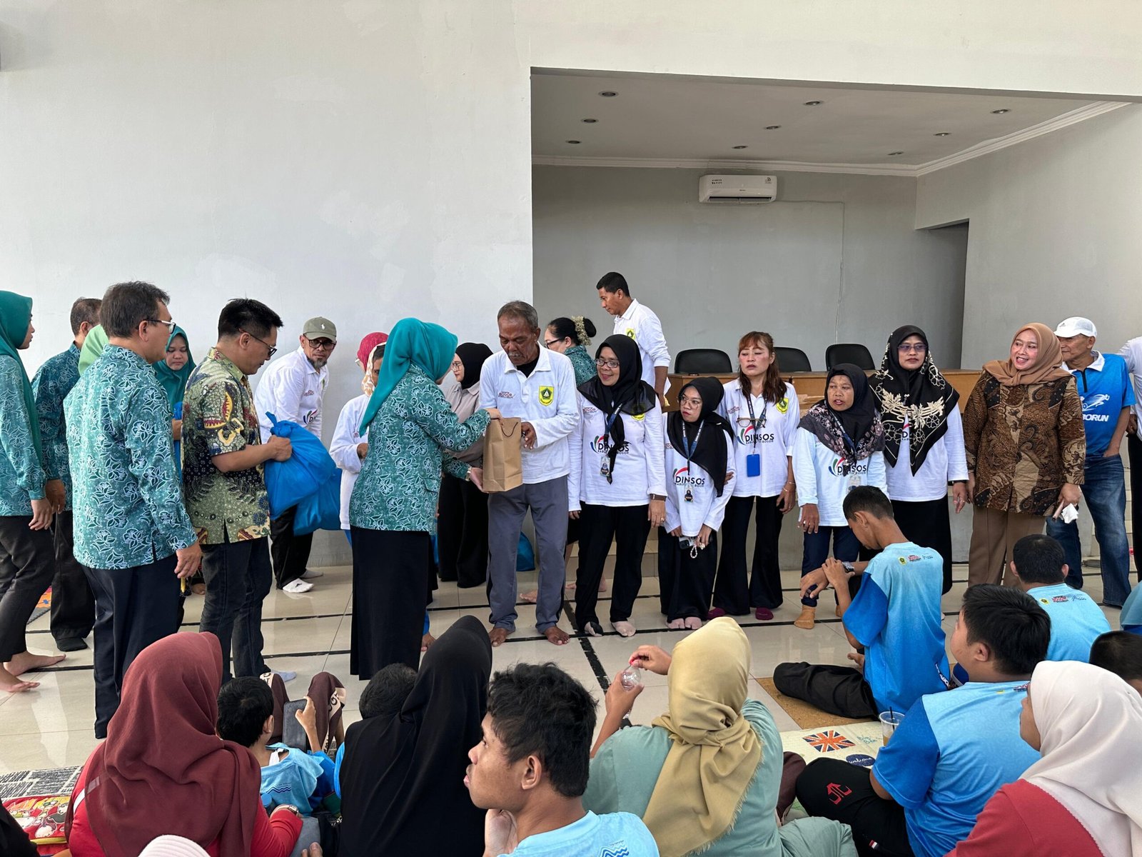 Sentuhan Hangat PKK Bogor di Citeureup, Hadirkan Harapan bagi Lansia dan Anak Berkebutuhan Khusus