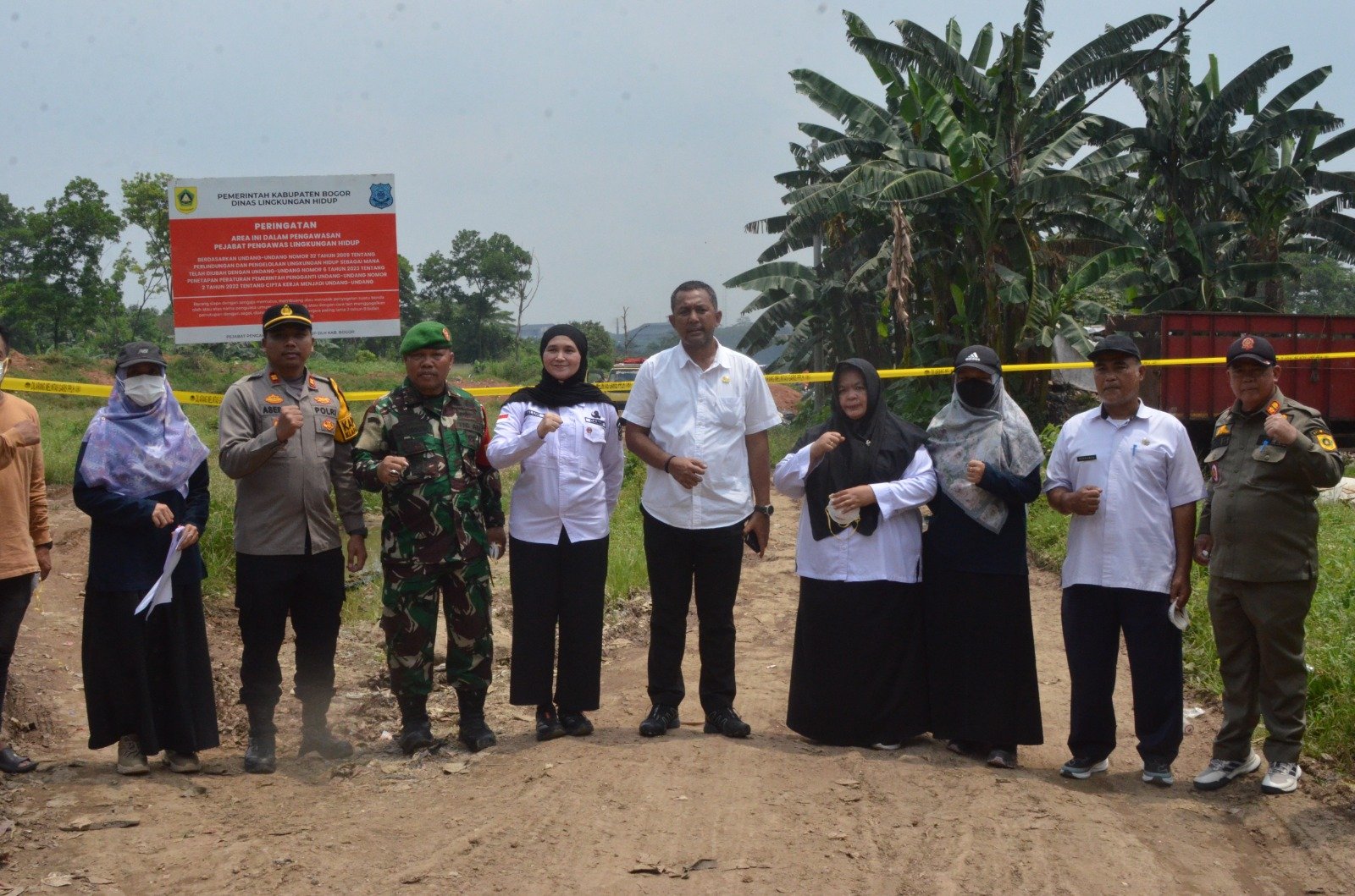 Tempat Pembuangan Sampah Kembang Kuning Disegel Pemkab Bogor