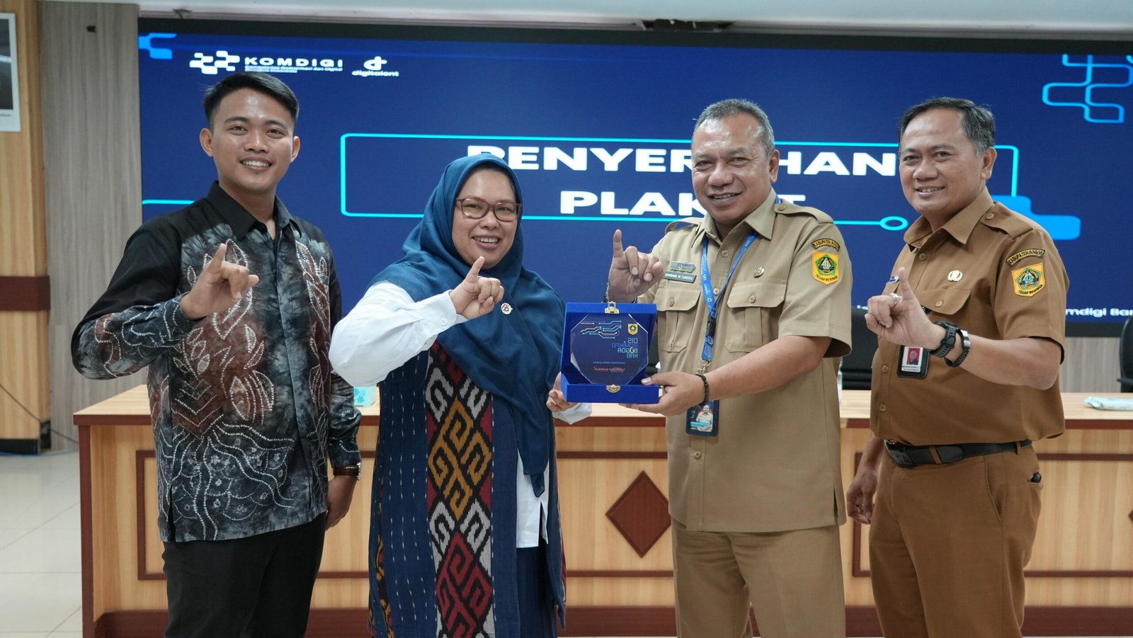 Pelatihan Pemasaran Digital Koperasi Desa Merah Putih Perdana di Bogor, Pengurus Belajar AI
