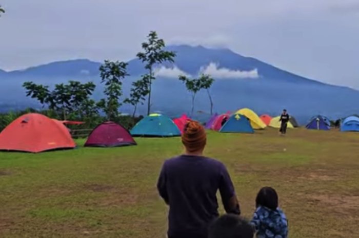 Camping Ground Keluarga di Puncak Halimun Camp: Campervan dengan View Terbaik di Bogor 2024