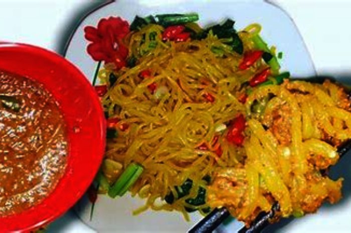 Mie Glosor: Kelezatan Makanan Tradisional Khas Bulan Ramadhan di Bogor